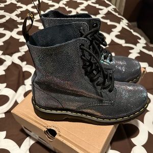 Dr.Martens colorful boots worn once very comfortable